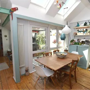 Stylish 3 Bed House With Parking In Bermondsey, Se1 Vakantiehuis